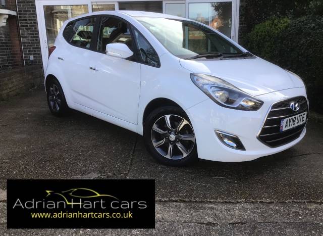 Hyundai ix20 1.4 Blue Drive SE Nav 5dr MPV Petrol White