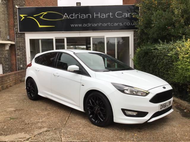 2016 Ford Focus 1.5 EcoBoost ST-Line 5dr